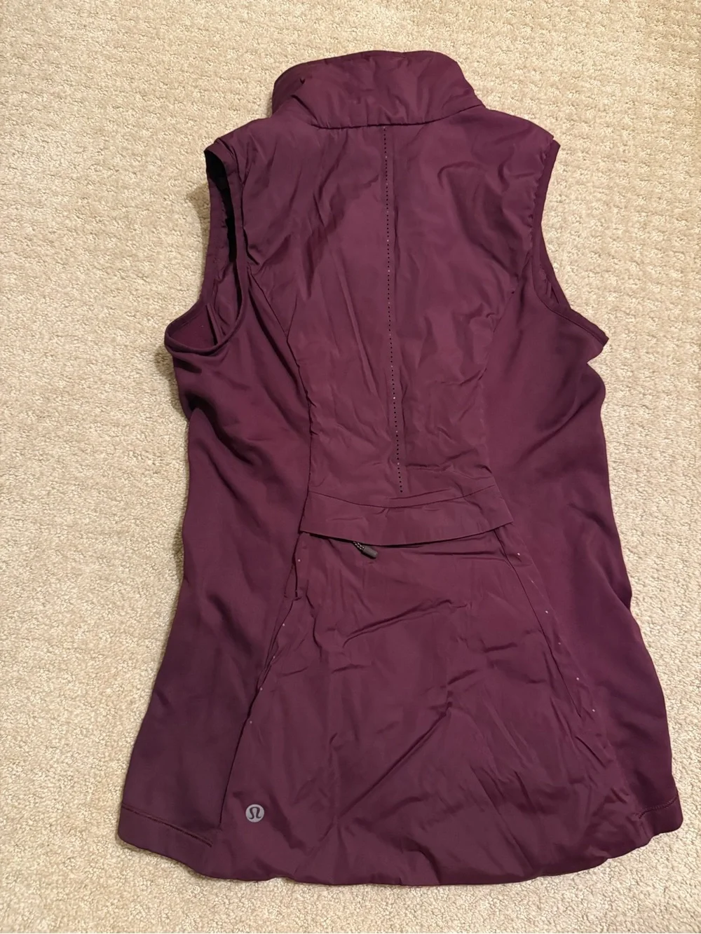 lululemon athletica run for the cold vest - SZ 4 in Plum